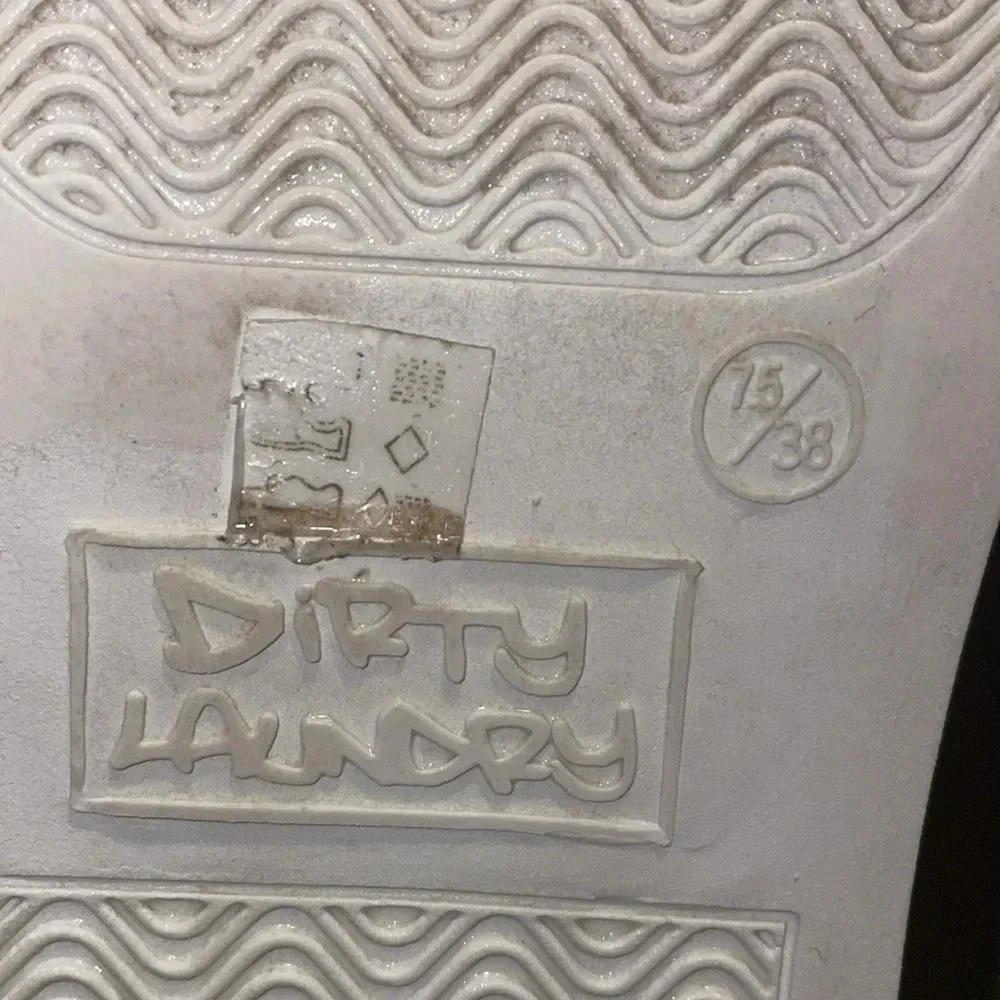 Dirty Laundry Slip Ons.  Size 7.5. Beautiful Rose Appliqué.